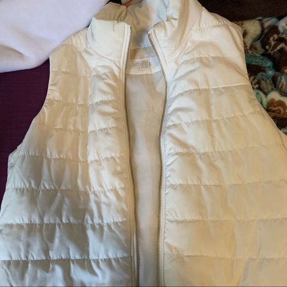 Michael kors puffer vest - Picture 1 of 3